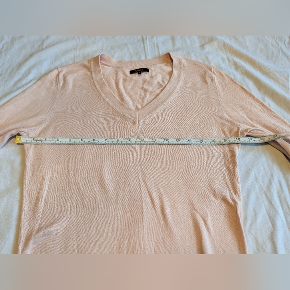 Quince V Neck Sweater Size Small Cashmere Blend Petal Pink - Picture 6 of 7